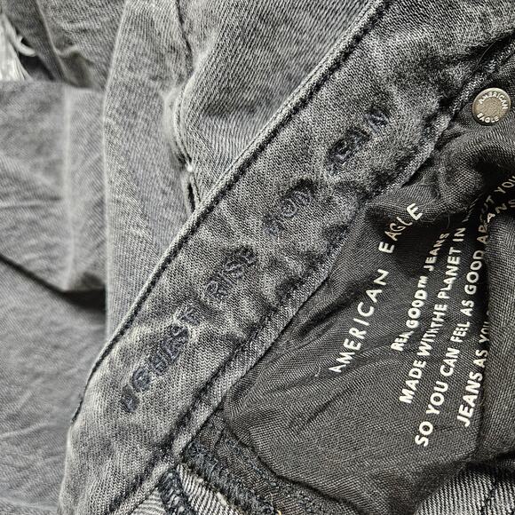 American Eagle Highest Rise Mom Jeans Distressed 12 Black Wash - Picture 10 of 11